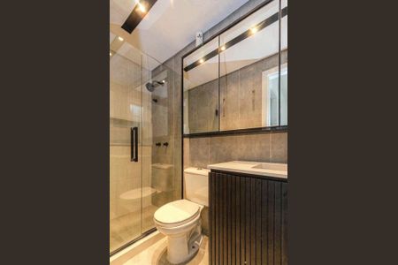 Banheiro de casa para alugar com 3 quartos, 209m² em Jardim Sabará, Porto Alegre