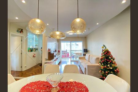 Apartamento à venda com 106m², 3 quartos e 2 vagasFoto 02