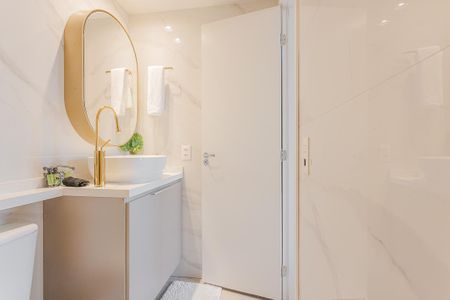 Banheiro de kitnet/studio para alugar com 1 quarto, 25m² em Pinheiros, São Paulo