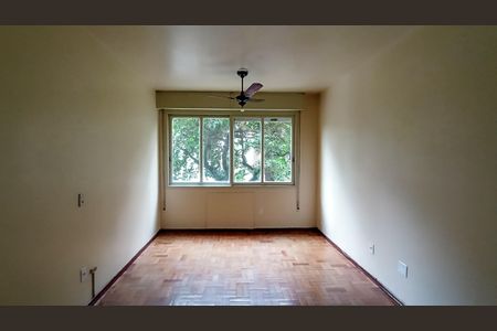 Studio à venda com 33m², 1 quarto e sem vaga Studio à venda com 33m², 1 quarto e sem vagaSala/Quarto