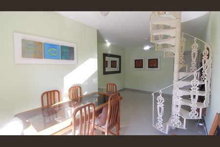 Apartamento para alugar com 3 quartos, 150m² em Passagem, Cabo Frio