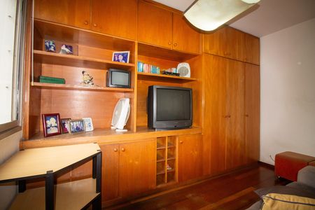 Apartamento à venda com 75m², 2 quartos e 1 vaga Apartamento à venda com 75m², 2 quartos e 1 vagaQuarto 1