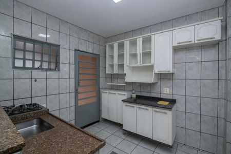 Casa para alugar com 250m², 3 quartos e 3 vagasCozinha