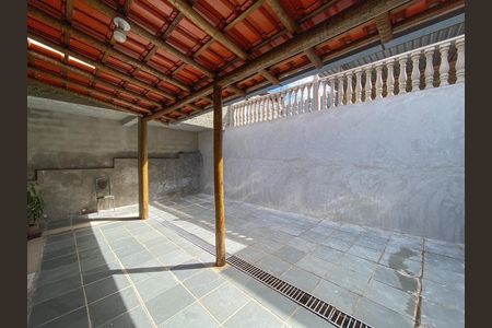 Casa para alugar com 360m², 3 quartos e 4 vagas