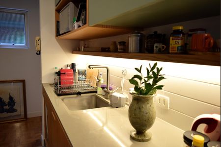 Apartamento para alugar com 77m², 2 quartos e 1 vagaCozinha