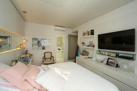 Apartamento à venda com 199m², 4 quartos e 4 vagasSuíte 3