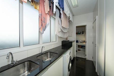 Apartamento à venda com 199m², 4 quartos e 4 vagasÁrea de serviço