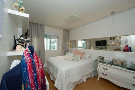 Apartamento à venda com 199m², 4 quartos e 4 vagasSuíte 3