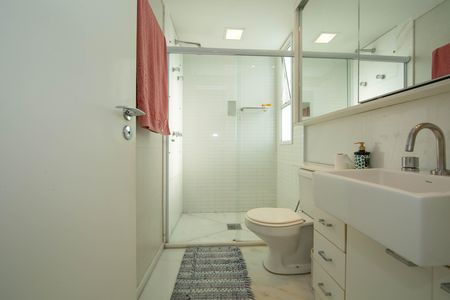 Apartamento à venda com 199m², 4 quartos e 4 vagasBanheiro da Suíte 3