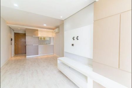 Apartamento para alugar com 78m², 3 quartos e 1 vaga