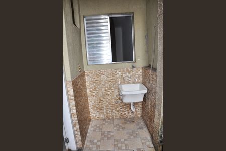 Casa para alugar com 70m², 2 quartos e sem vagaÁrea de Serviço e Corredor