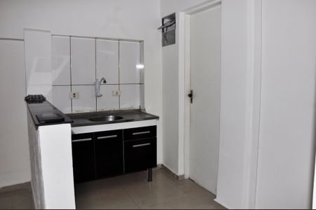 Casa para alugar com 70m², 2 quartos e sem vagaDetalhe - Cozinha Americana