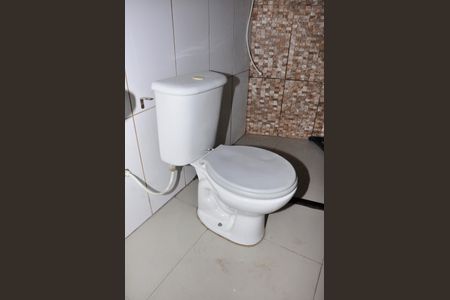 Casa para alugar com 70m², 2 quartos e sem vagaDetalhe - Banheiro Social