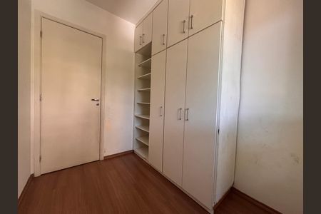 Quarto 1 de apartamento à venda com 3 quartos, 56m² em Jardim Cocaia, Guarulhos