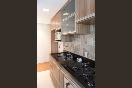Cozinha e Área de Serviço de apartamento à venda com 3 quartos, 56m² em Jardim Cocaia, Guarulhos