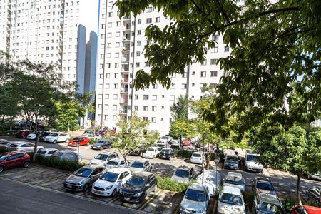 Apartamento à venda com 56m², 3 quartos e 1 vagaCozinha e Área de Serviço - vista