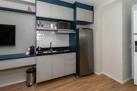 Cozinha de apartamento para alugar com 1 quarto, 38m² em Perdizes, São Paulo