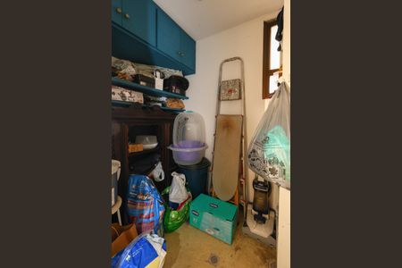 Apartamento para alugar com 143m², 3 quartos e 3 vagas Apartamento para alugar com 143m², 3 quartos e 3 vagasÁrea de Serviçoa