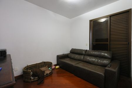 Sala de TV de apartamento para alugar com 3 quartos, 143m² em Vila Suzana, São Paulo