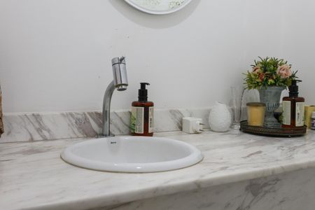 Apartamento para alugar com 143m², 3 quartos e 3 vagas Apartamento para alugar com 143m², 3 quartos e 3 vagasLavabo