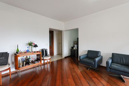 Sala de apartamento para alugar com 3 quartos, 143m² em Vila Suzana, São Paulo