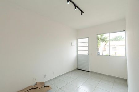 Casa de condomínio para alugar com 140m², 2 quartos e sem vaga
