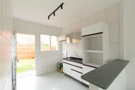 Casa de condomínio para alugar com 140m², 2 quartos e sem vaga