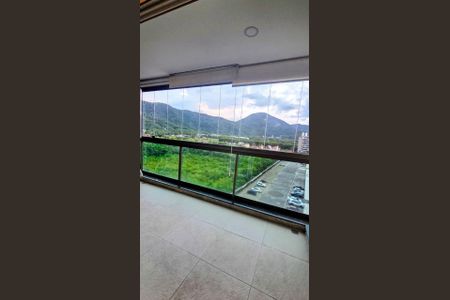 Apartamento à venda com 134m², 3 quartos e 2 vagasVaranda