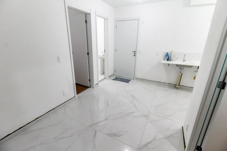 Sala de apartamento para alugar com 2 quartos, 33m² em Vila Prel, São Paulo