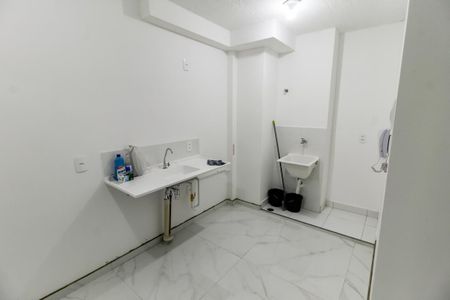 Apartamento para alugar com 33m², 2 quartos e sem vagaCozinha e Área de Serviço