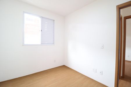 Quarto 1 de apartamento para alugar com 2 quartos, 40m² em Chácaras Tubalina E Quartel, Uberlândia