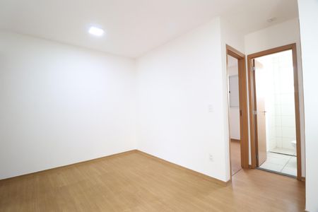 Sala de apartamento para alugar com 2 quartos, 40m² em Chácaras Tubalina E Quartel, Uberlândia