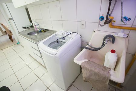 Apartamento para alugar com 70m², 2 quartos e 1 vagaÁrea de Serviço