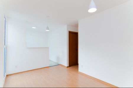 Sala de apartamento para alugar com 2 quartos, 45m² em Jardim Novo Portugal, Guarulhos