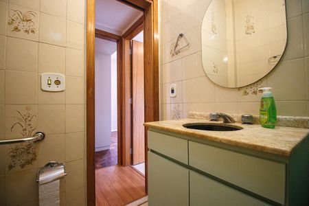 Banheiro de apartamento à venda com 3 quartos, 69m² em Tijuca, Rio de Janeiro