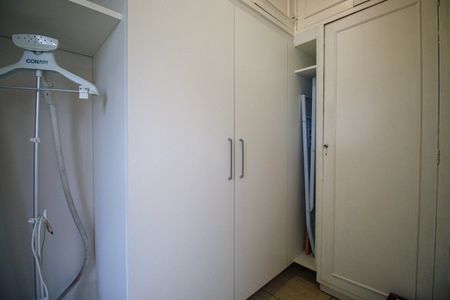Quarto de Serviço de apartamento à venda com 3 quartos, 69m² em Tijuca, Rio de Janeiro