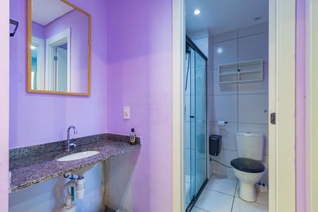 Banheiro de apartamento à venda com 2 quartos, 34m² em Canindé, São Paulo