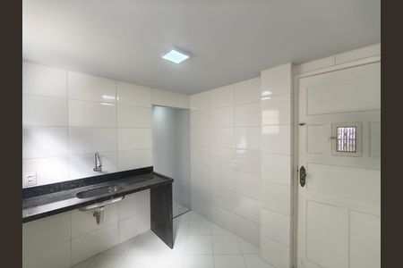 Casa para alugar com 300m², 4 quartos e 2 vagas