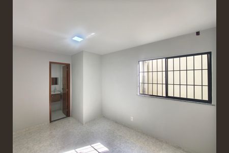 Casa para alugar com 300m², 4 quartos e 2 vagas