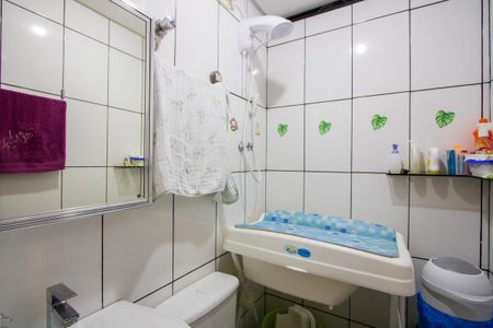 Apartamento à venda com 55m², 2 quartos e sem vaga Apartamento à venda com 55m², 2 quartos e sem vagaBanheiro do quarto 2