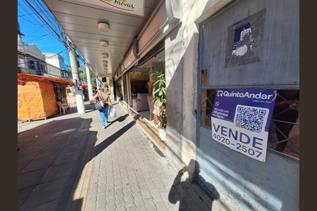 Plaquinha de apartamento para alugar com 3 quartos, 80m² em Centro, Niterói