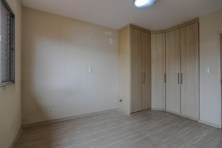 Casa de condomínio para alugar com 110m², 3 quartos e 3 vagasQuarto 3 - Suíte