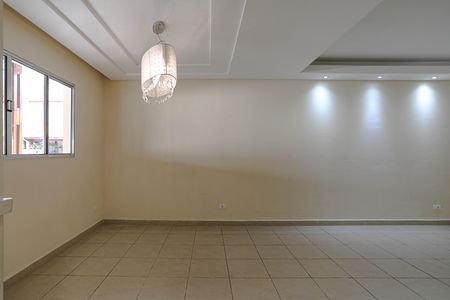 Casa de condomínio para alugar com 110m², 3 quartos e 3 vagasSala