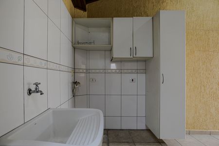 Casa de condomínio para alugar com 110m², 3 quartos e 3 vagasÁrea de Serviço