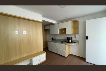 Sala de kitnet/studio à venda com 1 quarto, 30m² em Moneró, Rio de Janeiro