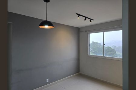 Sala  de apartamento para alugar com 2 quartos, 40m² em Jardim Gracinda, Guarulhos