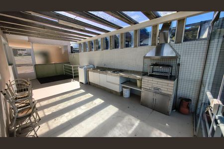 Casa de condomínio para alugar com 370m², 3 quartos e 6 vagas Casa de condomínio para alugar com 370m², 3 quartos e 6 vagasCozinha