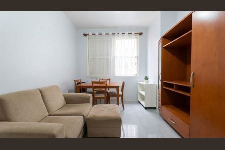 Apartamento para alugar com 64m², 2 quartos e sem vaga
