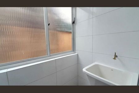 Apartamento para alugar com 64m², 2 quartos e sem vaga