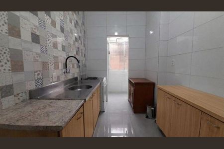 Apartamento para alugar com 64m², 2 quartos e sem vaga
